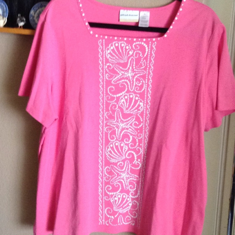 Pink seaside top